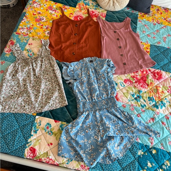 SHEIN Tops - SHEIN Bundle (4)